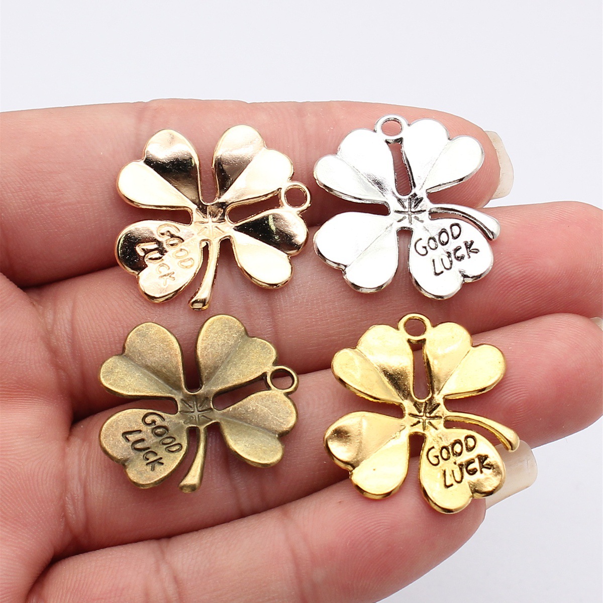 Vintage Fashion Stores - WYSIWYG 5pcs 28x26mm Kc Gold Color