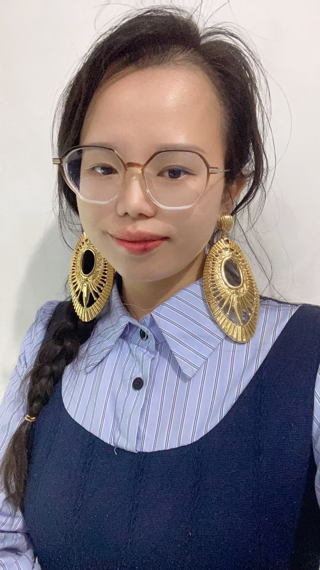 Vintage Gold Hollow Oval Sunbu - Vintage Fashion Look ulasan dan harga