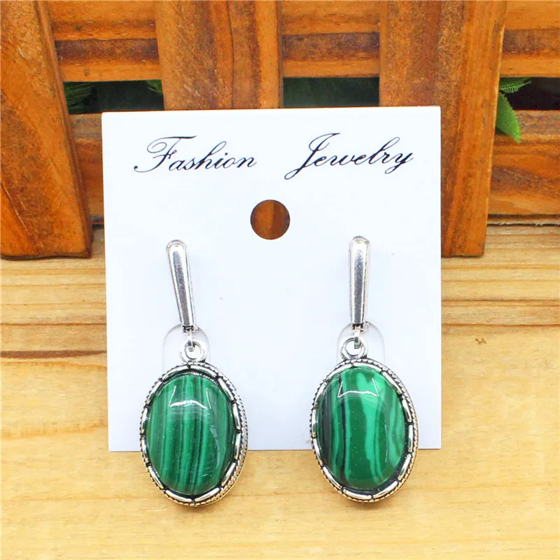 Flower Oval Malachite Dangle E - Vintage Fashion Look ulasan dan harga